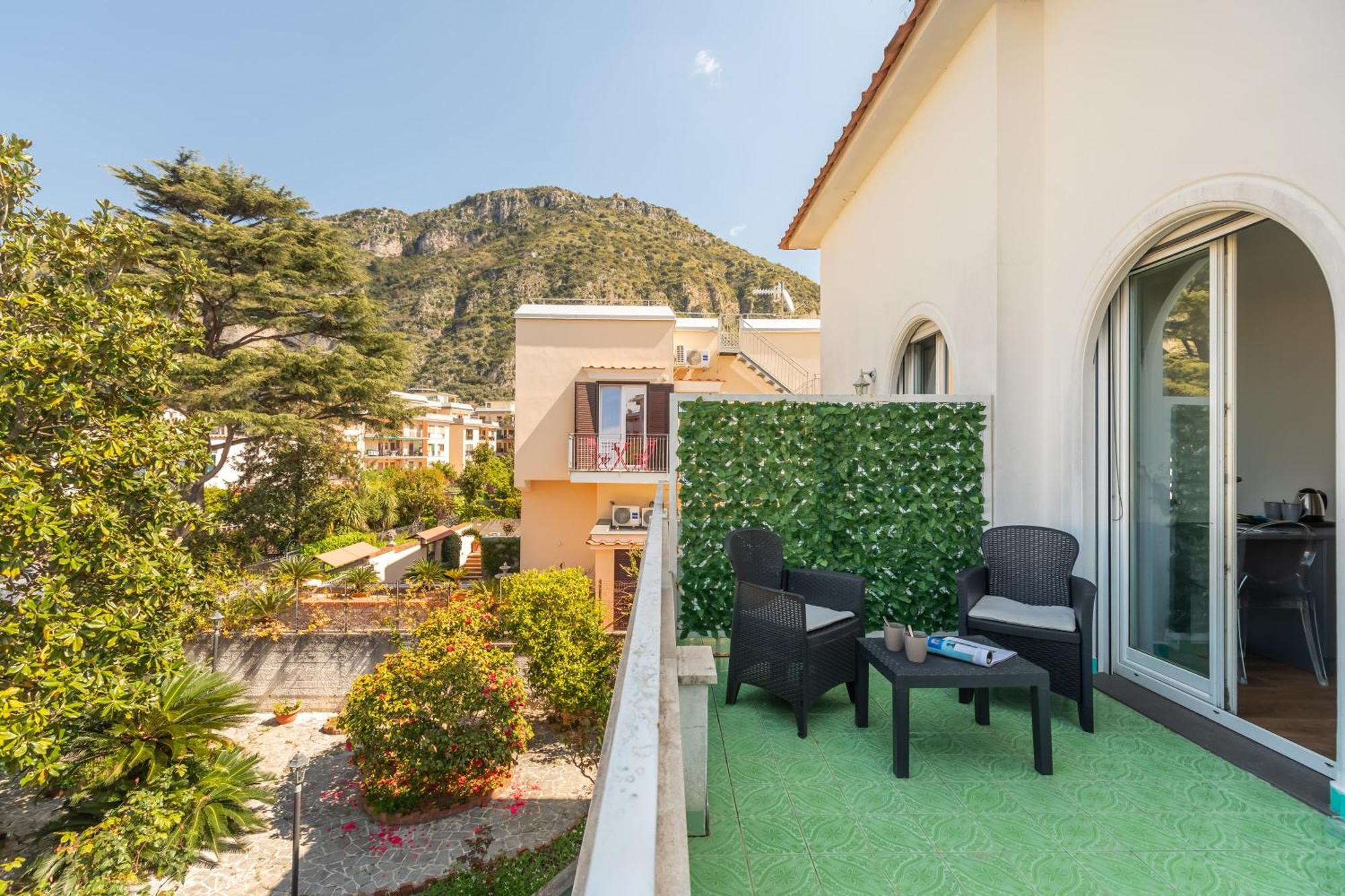 Yourhome - Villa Sorrento Meta Kültér fotó