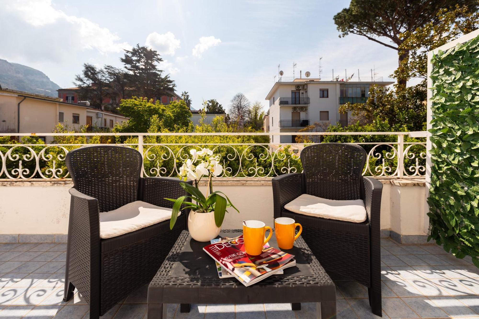 Yourhome - Villa Sorrento Meta Kültér fotó